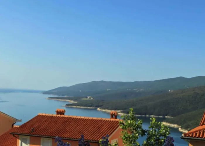 In 16693 아파트 *