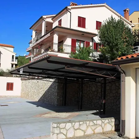 In 16693 Apartment Rabac