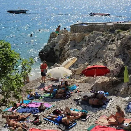 Apartment In 16693 Rabac