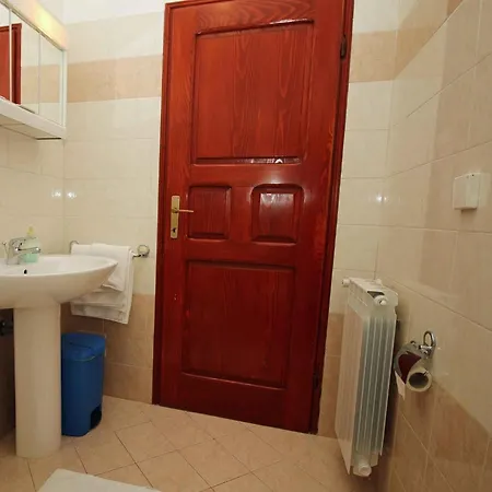 Apartment In 16693 Rabac