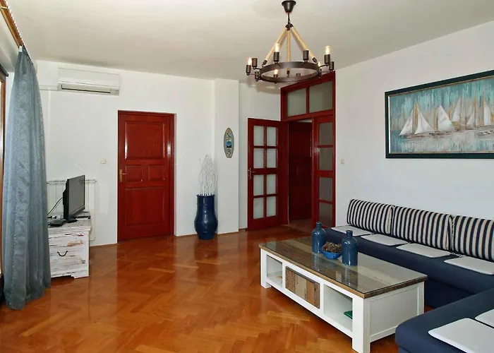 Appartamento In 16693 Rabac